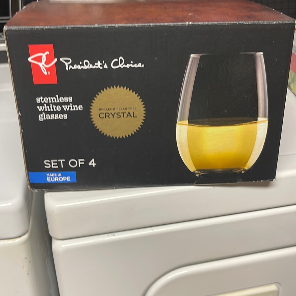 Wine glasses